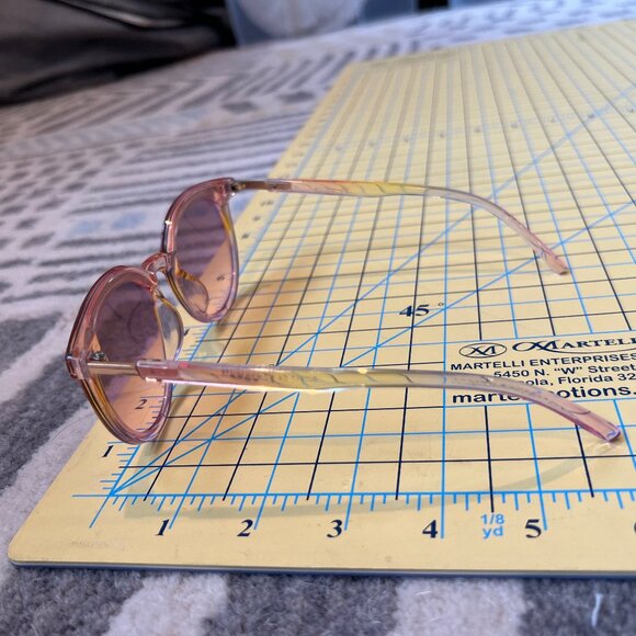 Sojos pink 70s look sunglasses - Picture 7 of 9